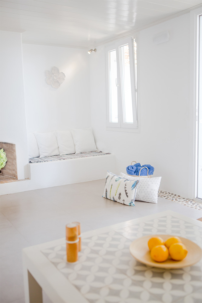 galleryImage